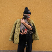 Bonnet en laine noire - Propriétaire de chien anti-social