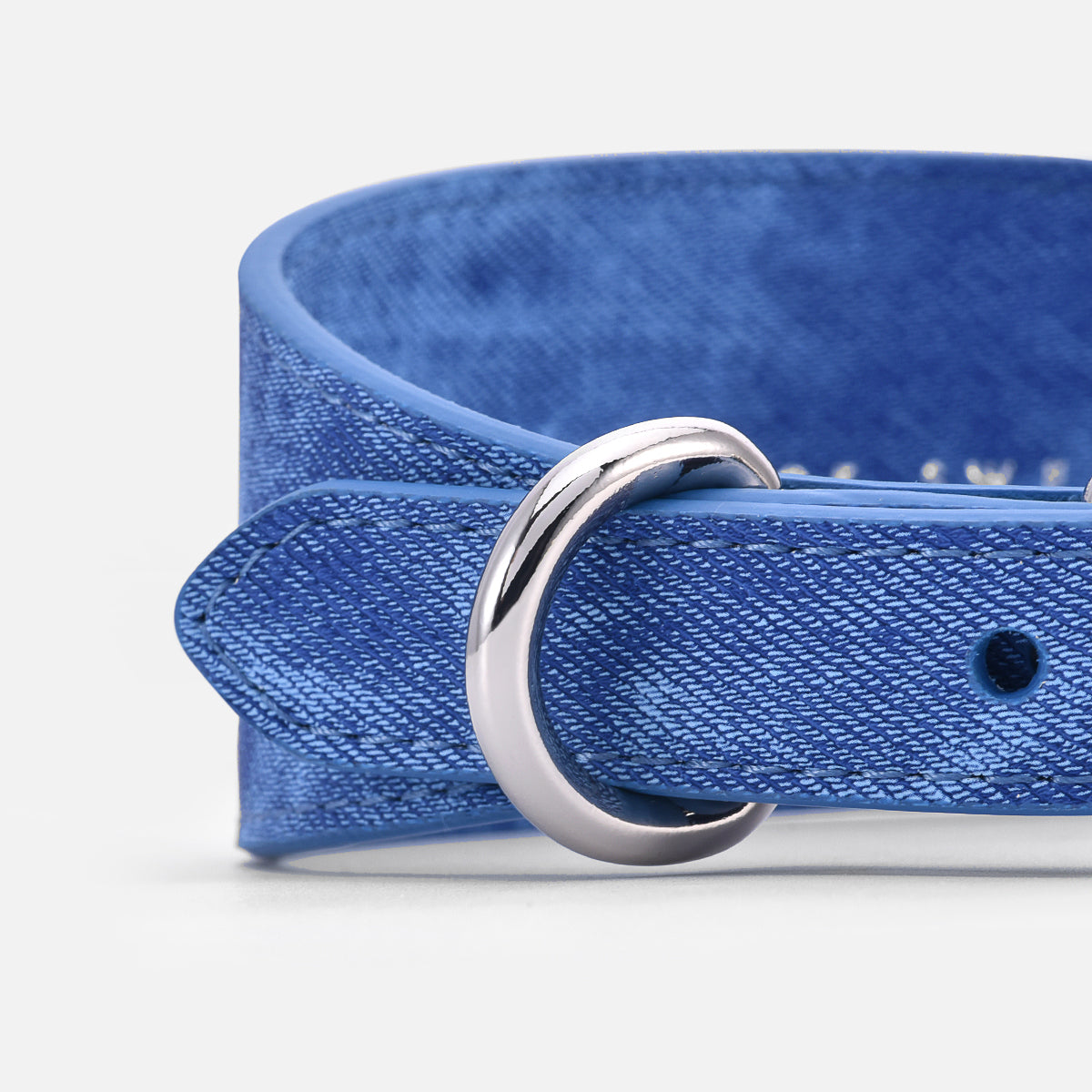 Collier de chien en jean bleu large